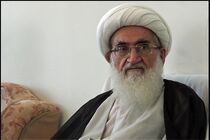 هرکه قلم در دست بگیرد، محقق نیست
