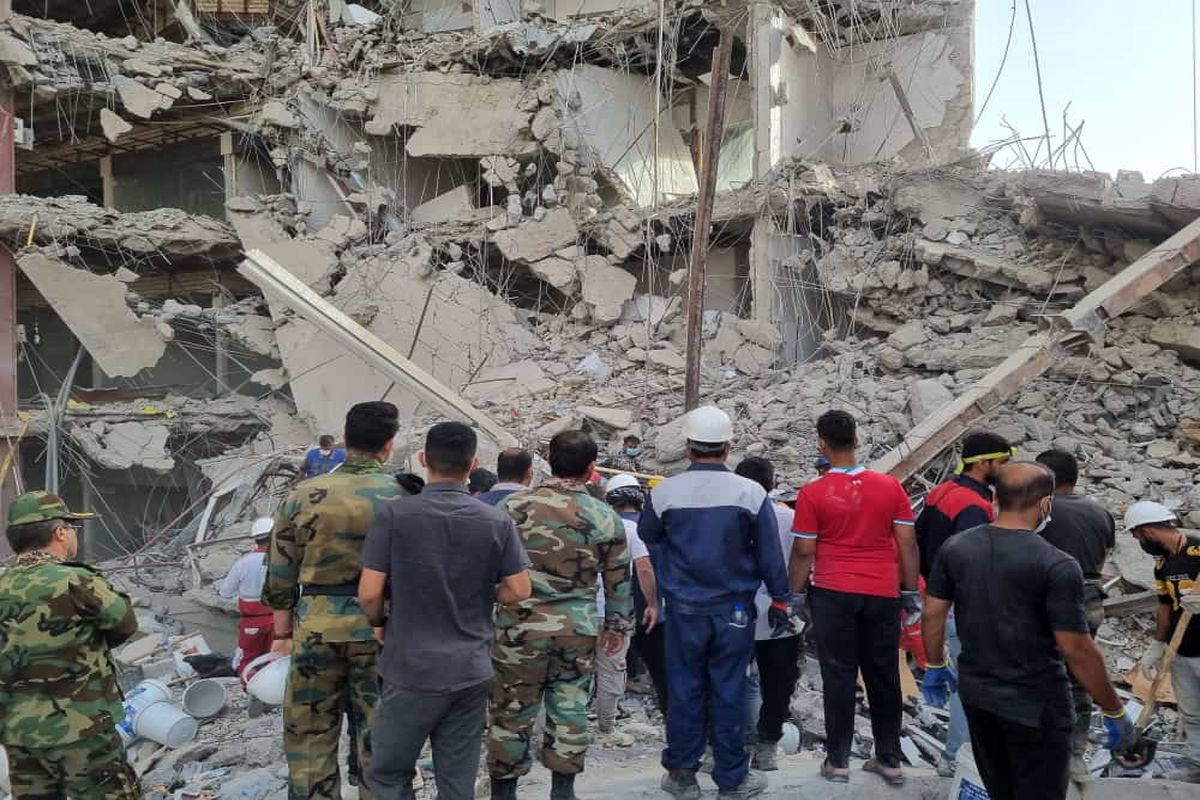 متروپل آبادان