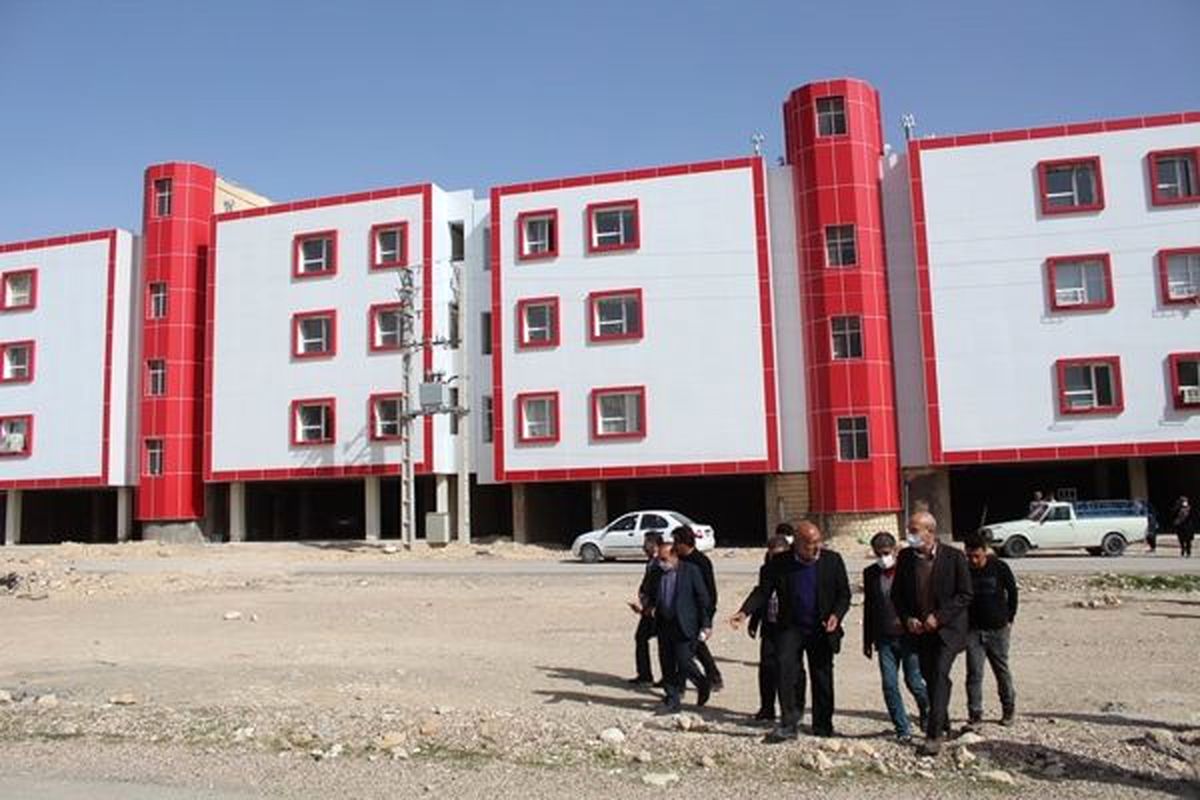 بازدید مدیرکل شهرسازی از مسکن مهر دهلران