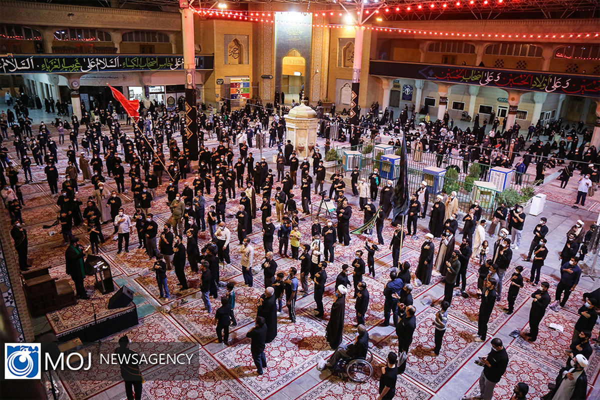 عزاداری شب دوم ماه محرم در حرم حضرت معصومه (س)