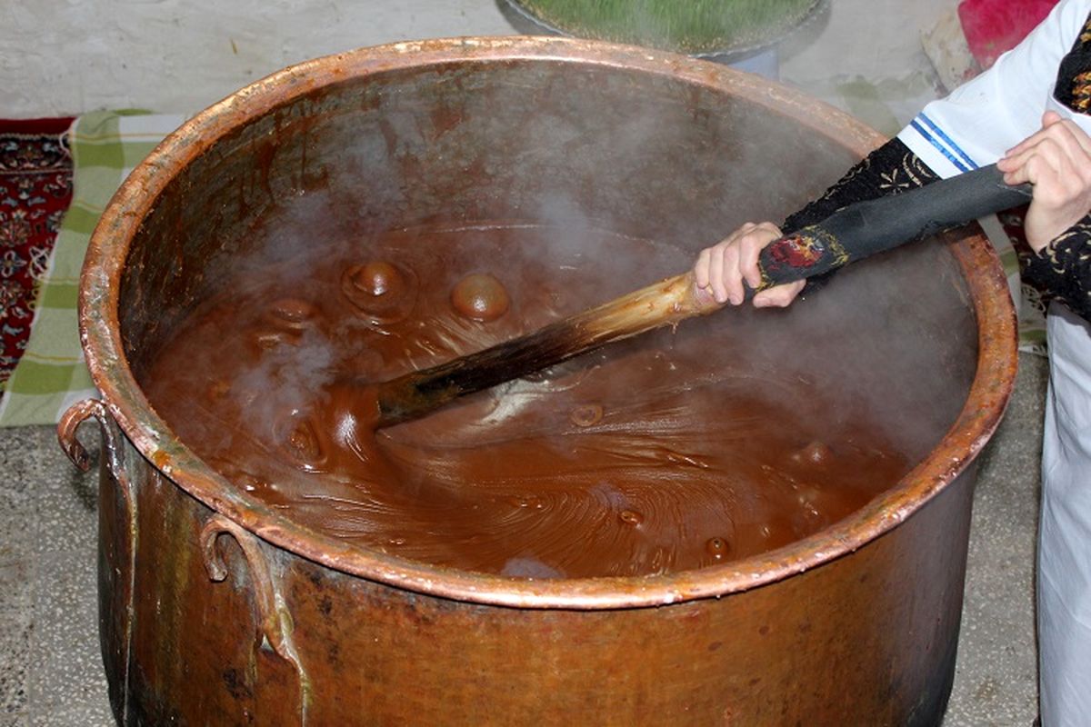 اصفهان- پخت سمنو