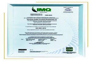 دریافت گواهینامه ISO 9001 با رویکرد کیفیت و بهبود از سوی هلدینگ دکا
