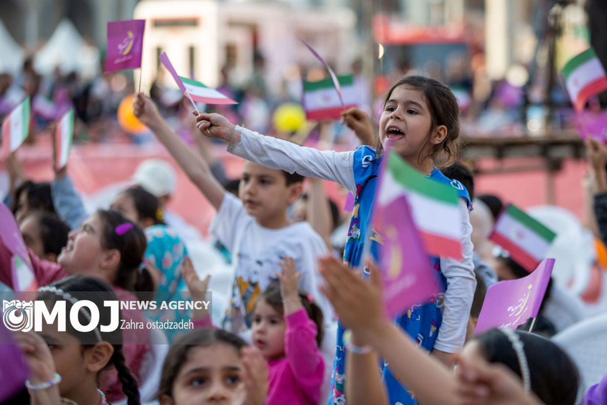 جشن بزرگ دختر ماه