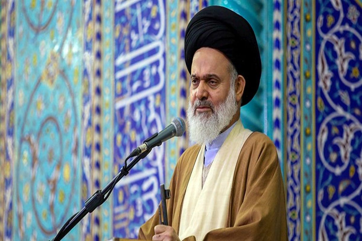 امام جمعه قم