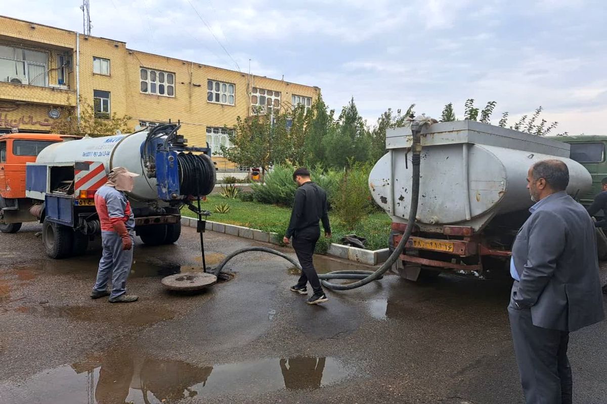 لایروبی کلیه نهرهای پارک‌سوارها و پایانه‌های مسافربری