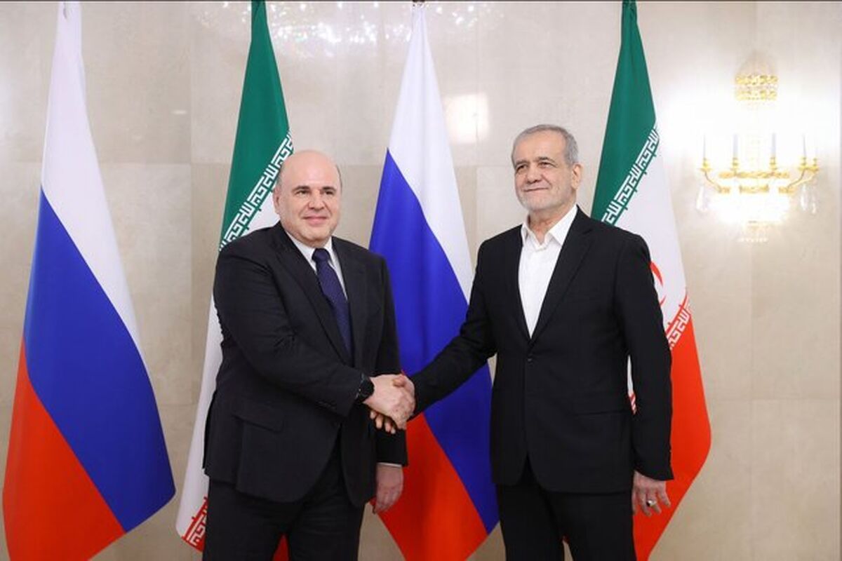 پزشکیان و نخت وزیر روسیه
