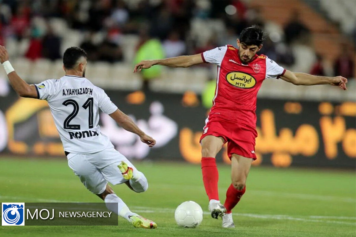 دیدار تیم های فوتبال پرسپولیس و ملوان