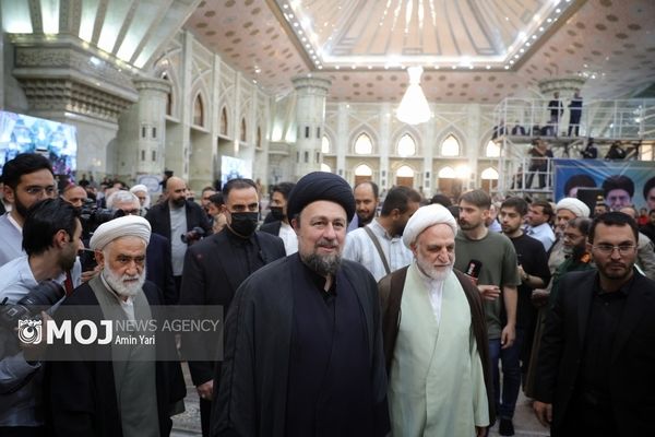 آیت الله سید حسن خمینی در مراسم سالگرد امام خمینی (ره) حضور یافت