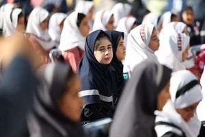 مهمترین رکن در تعلیم و تربیت همراهی اولیا است