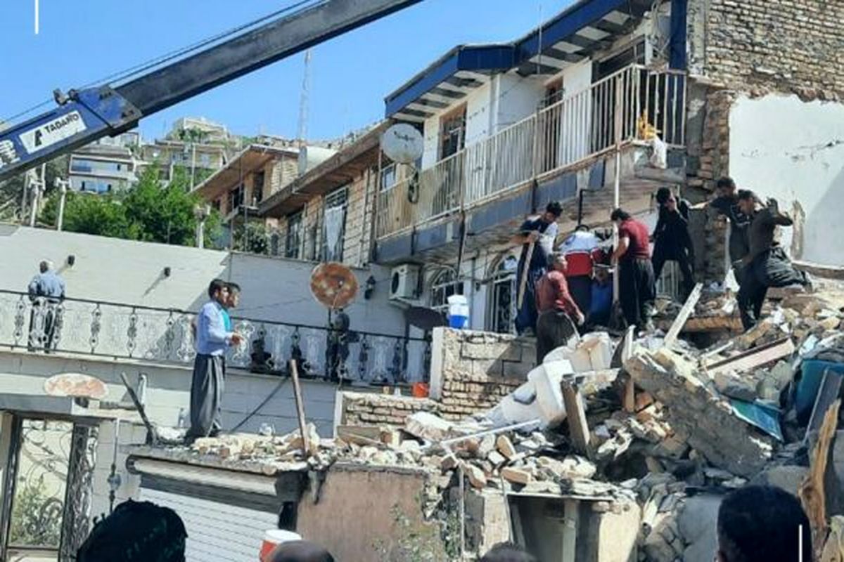 ریزش ساختمان 