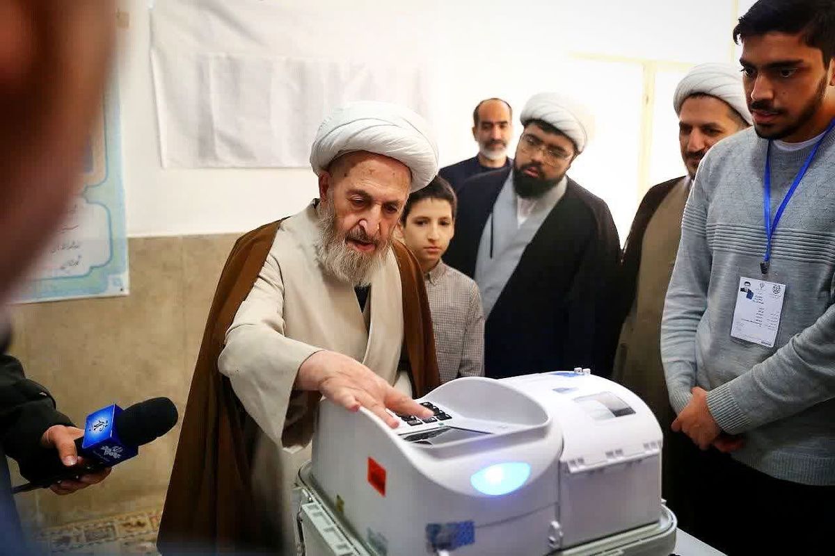 آیت‌الله جعفر سبحانی