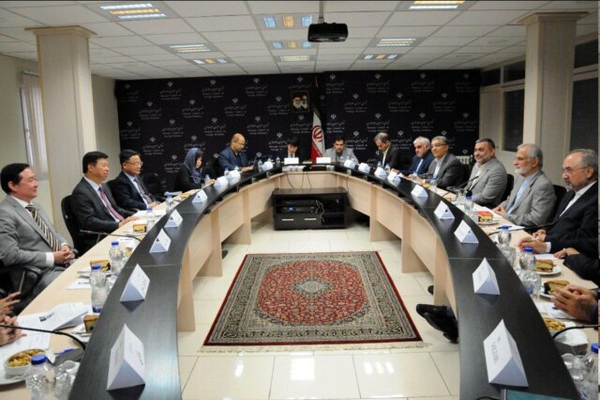 دیدار خرازی با وزیر امور بین‌الملل حزب کمونیست چین