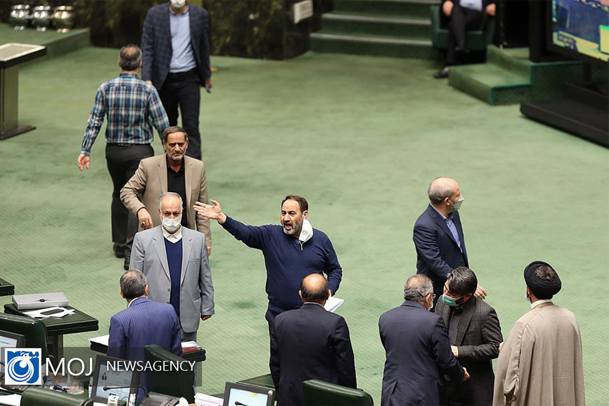 پایان بررسی لایحه بودجه ۱۴۰۱ در صحن مجلس