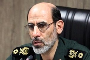 آمریکا امروز بیش از ۲۴تریلیون دلار بدهکار است/ یک وجب از خاک ایران را به دشمنان نمی‌دهیم