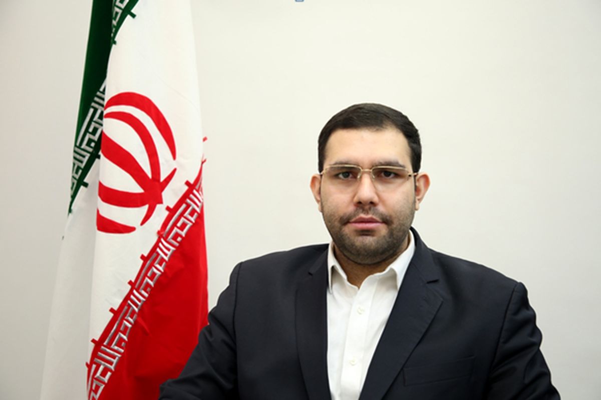 امین شاکری