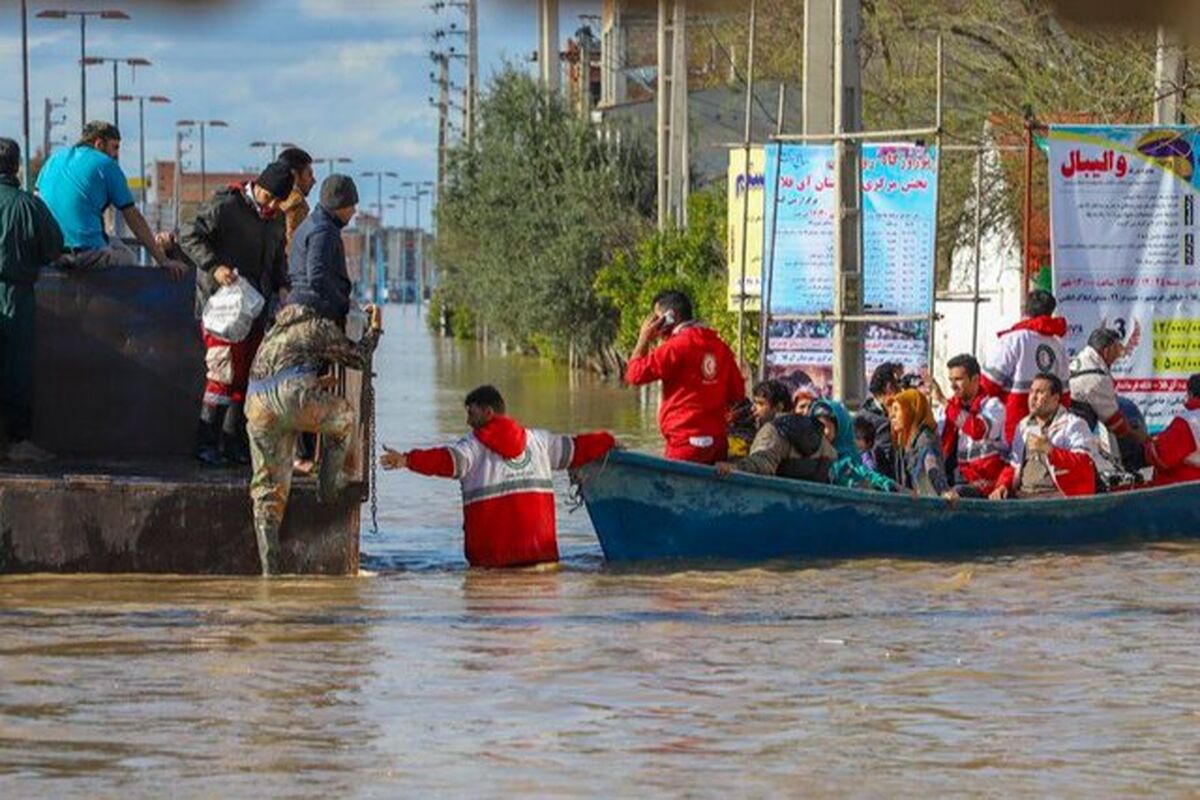  ۹۰۹ نفر در سیل و آبگرفتگی در یک هفته گذشته گرفتار شدند هلال احمر