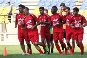 دیدار پرسپولیس با یاران پورعلی گنجی