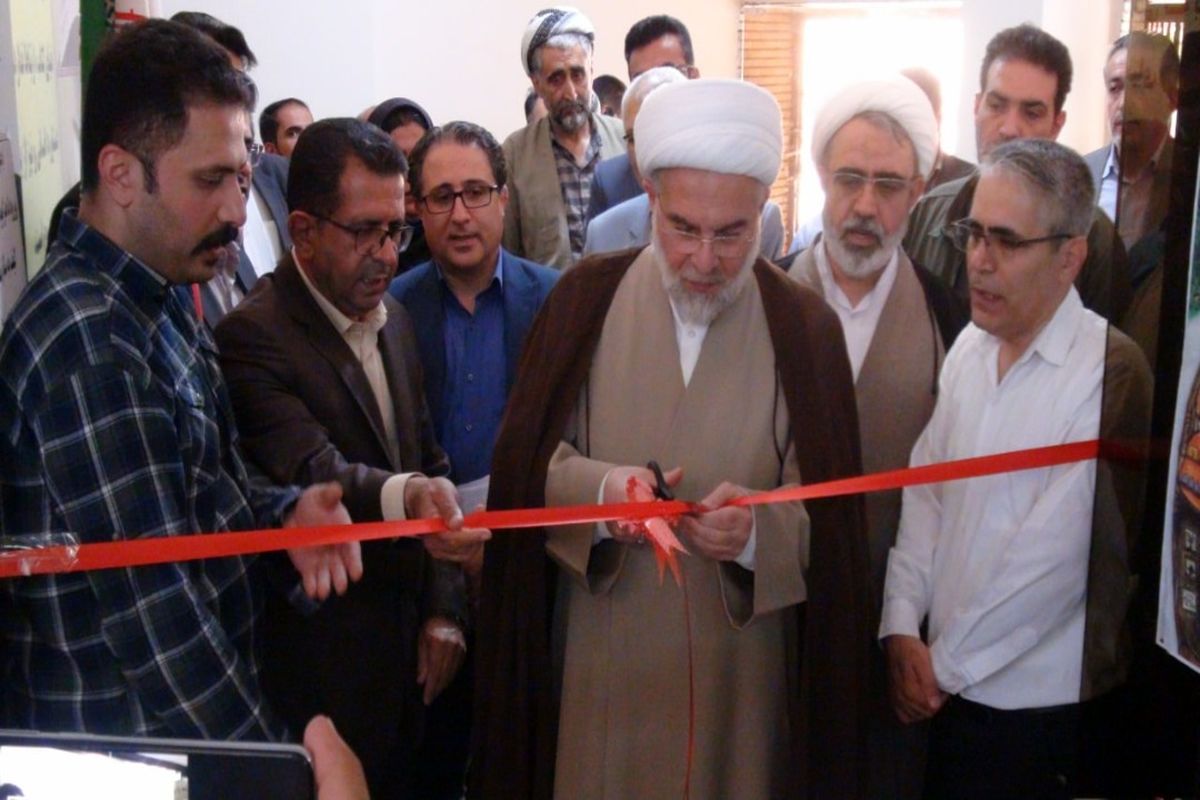 افتتاح کتابخانه سقز