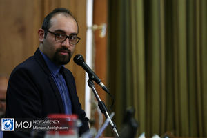 مردم باید اعتراضات احتمالی خود را به شیوه مسالمت آمیز مطرح کنند