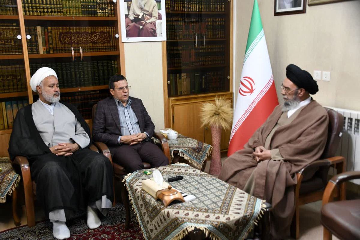 امام جمعه اصفهان