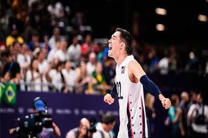 تیم والیبال آمریکا با نفرات ذخیره برابر ایران صف آرایی می کند