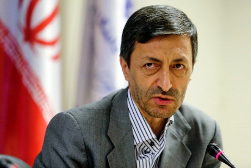 دشمنان در حال برنامه ریزی از بین بردن نظام هستند/ نباید در مقابل دشمن عقب نشینی کرد