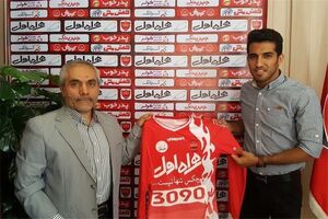 امیری قراردادش را ثبت کرد + عکس
