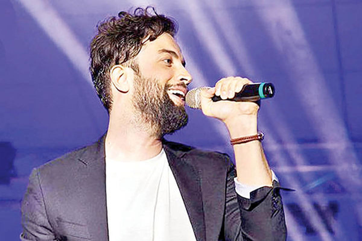 برنامه‌ ماه ماه با اجرای بنیامین بهادری