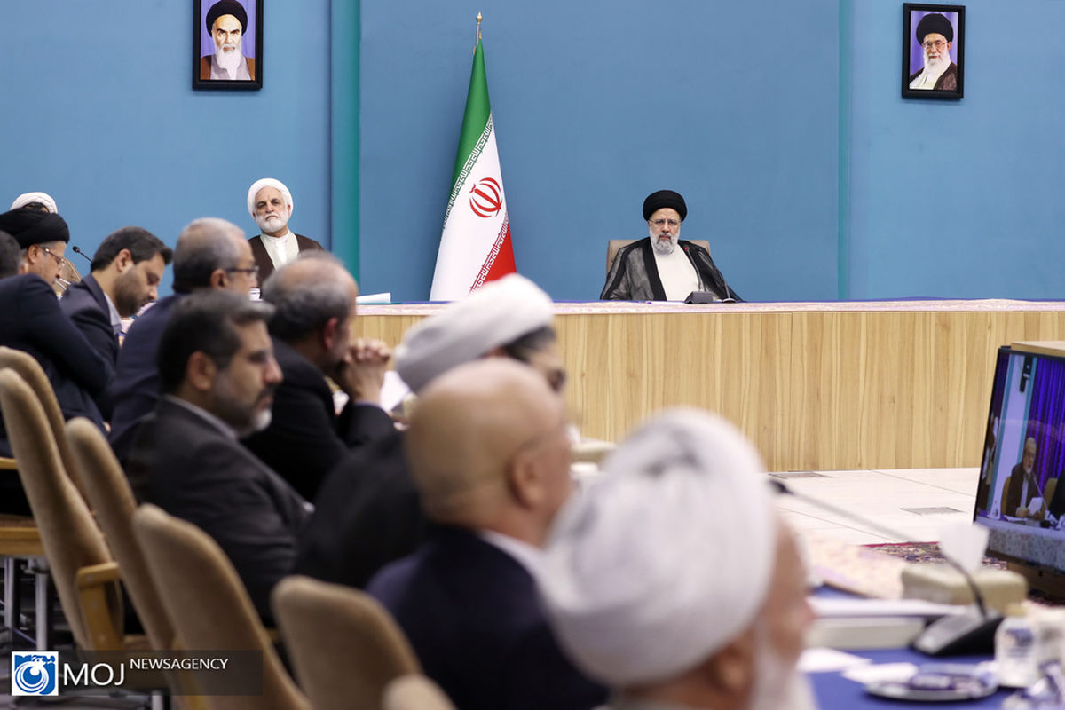 جلسه شورای عالی انقلاب فرهنگی