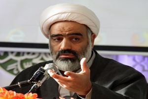 تشخیص در طب سنتی به شدت بر پایه فهم حکیم است/ معاینه در طب نوین به حداقل رسیده است