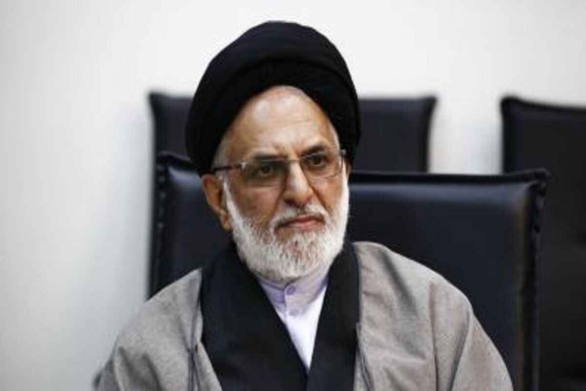 حجت الاسلام والمسلمین سید حسن اکبری