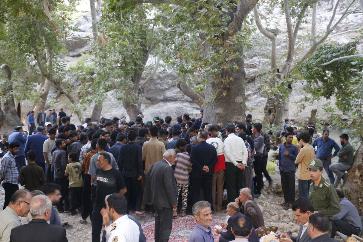 افتتاحیه 