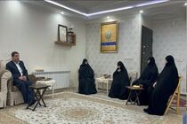 مشاور و دستیار رهبری در منزل شهید رئیسی حضور یافت