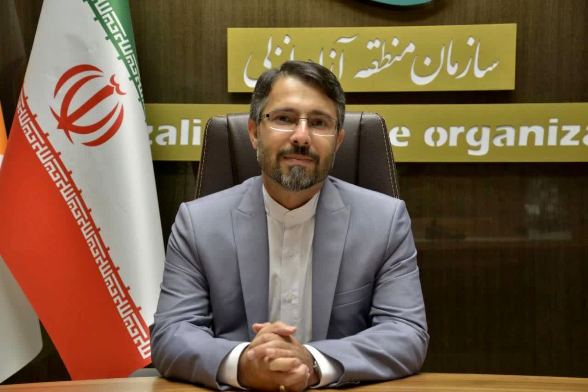 اکبر نیازی سرپرست سازمان منطقه آزاد انزلی شد.