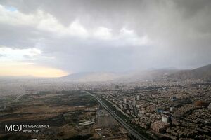 بوی نامطبوع در تهران برطرف شد/ارتباط بوی نامطبوع با گدازه های قله دماوند  تکذیب شد