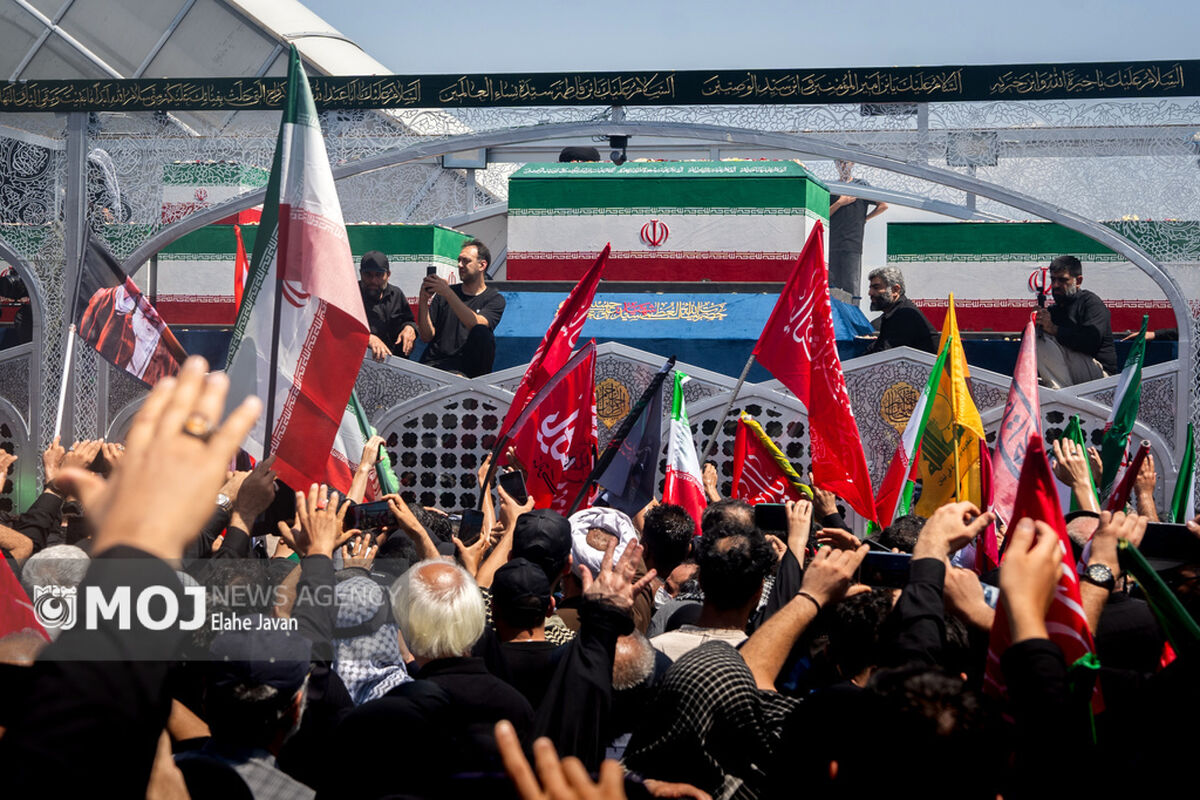 مراسم تشییع پیکر مطهر رهبر شهید انقلاب در تهران