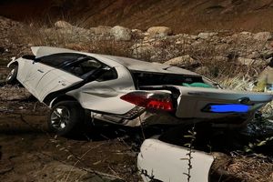 واژگونی  یک دستگاه خودروی پژو پارس در محور اردبیل - سرعین و مصدومیت ۶ نفر سرنشین آن