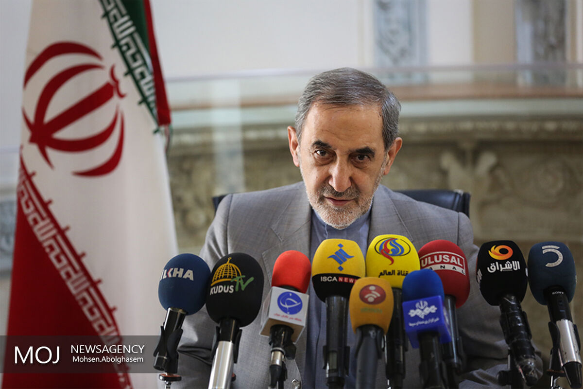 آخرین نشست خبری علی‌اکبر ولایتی در سال ۹۶
