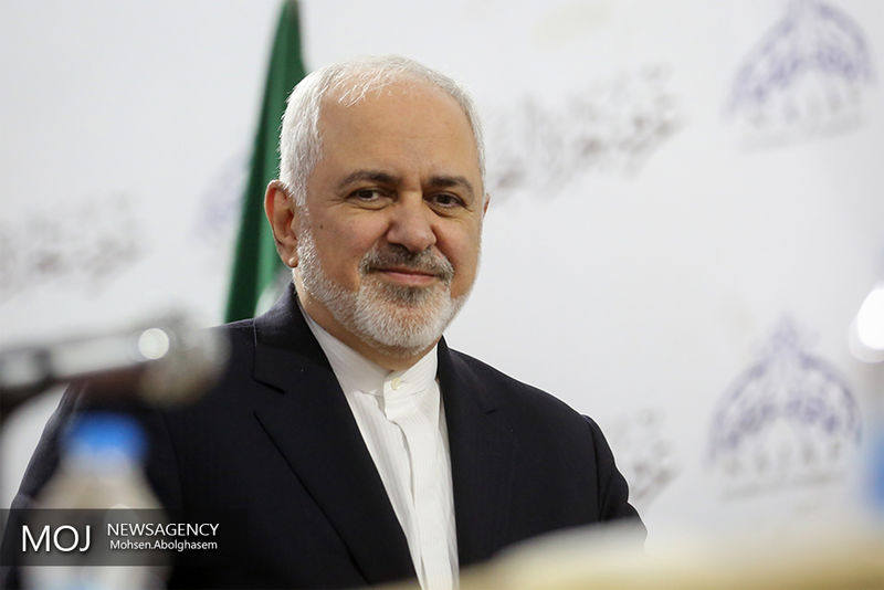 ظریف پکن را به مقصد تهران ترک کرد