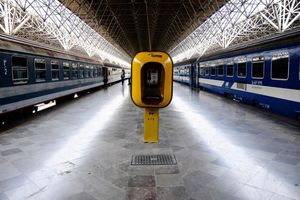 بخش خصوصی در بخش مسافری صنعت ریلی باید اختیارات بیشتری داشته باشد 