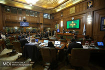 ملزم کردن مالکان ساختمان های بلندمرتبه به خودایمنی/حمایت و حفاظت از درختان خیابان ولیعصر