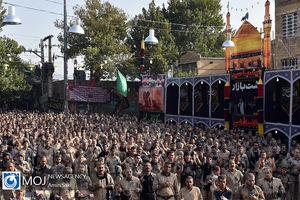 آیین گل مالی و عزاداری روز عاشورا در خرم آباد