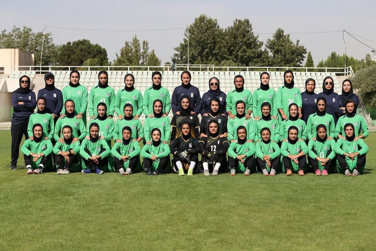 فوتبال بانوان