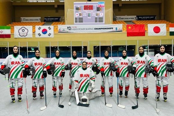 قدرت‌نمایی دختران اینلاین هاکی ایران مقابل هند در اسکیت قهرمانی آسیا با سلام نظامی