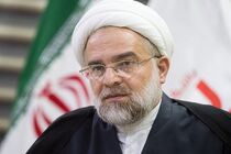معلمی دمیدن روح توحید و معارف الهی در کالبد جامعه است
