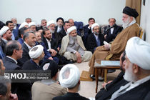 مسائل کشور نباید به گفت‌وگوها گره زده شود