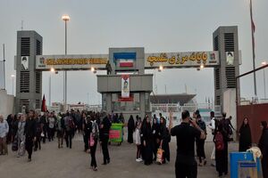 استقرار ۳۰۰ اتوبوس برای انتقال زائران اربعین به کشور