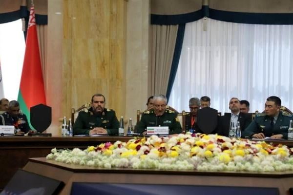 ایران از شکست تجاوز و تغییر نظم جهان روایت کرد