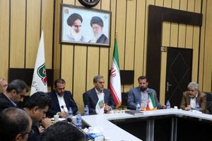 نوسازی ناوگان حمل و نقل مسافری و ساماندهی مرز پرویزخان، از اولویت‌های اصلی در استان کرمانشاه است