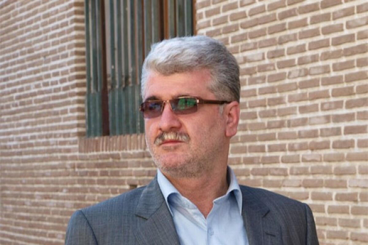 نقیبی